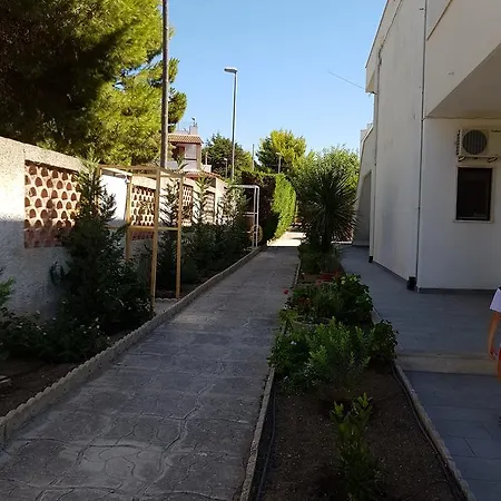 Arancio Hotel *